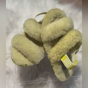 UGG Kids Fluff Yeah Slide Sandals Size 12 Lime Green Shearling Slingback